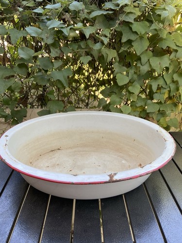 Vintage distressed white red - white,
